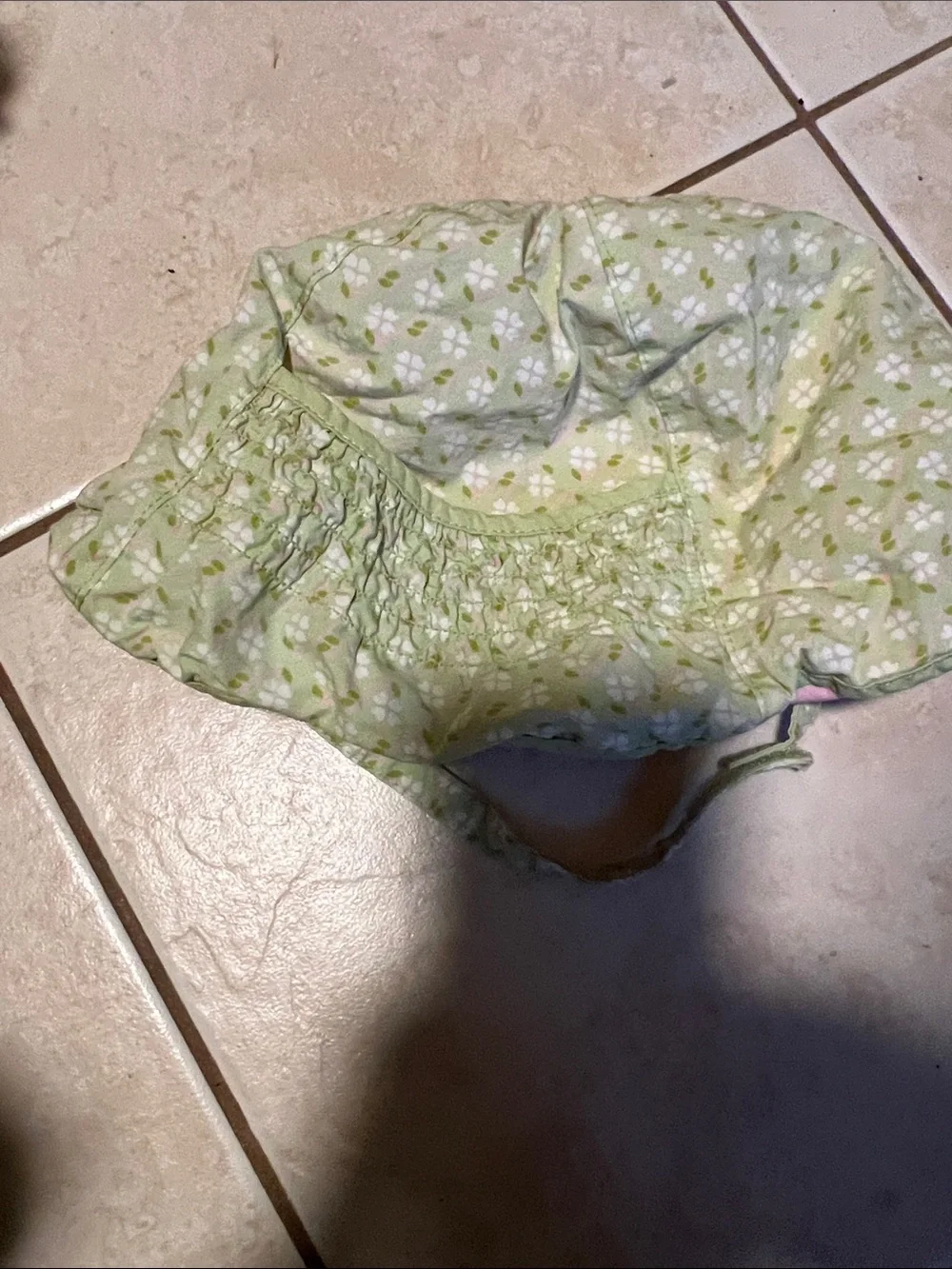 GAP Kids Floral Sun Hat in Light Green with Pink Lining